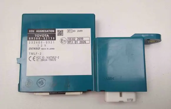 Toyota Urban Cruiser (XP110) Other devices 8930052130