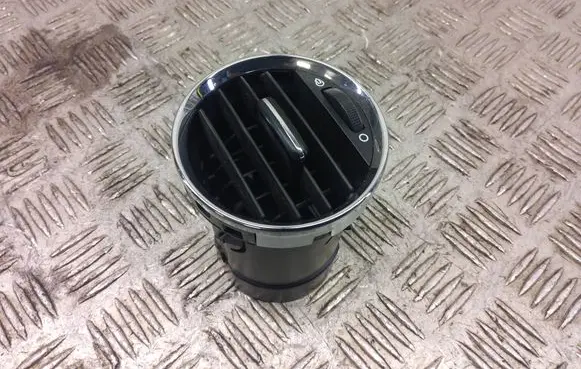 Peugeot RCZ Dash center air vent grill 9658515377