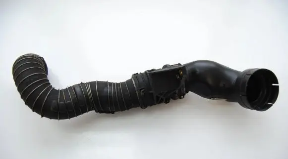 Mercedes-Benz C W203 Intercooler hose/pipe A2710920796 A2710902037