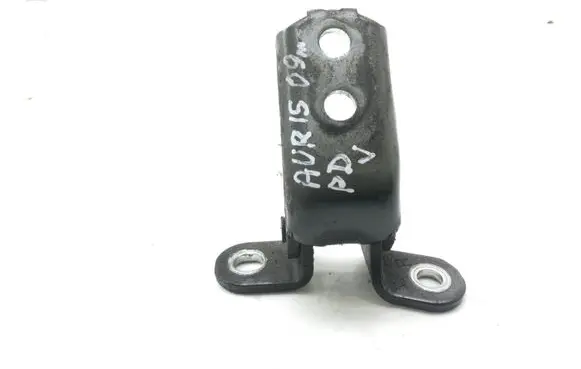 Toyota Auris 150 Front door upper hinge
