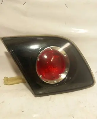 Mazda 3 I Tailgate rear/tail lights P2913L E110641