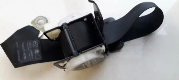 Toyota Corolla E120 E130 Rear seatbelt 7336002171 73360-02171