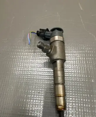 Ford Kuga II Fuel injector 0445110484 8FH0A