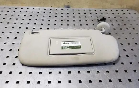 Jeep Grand Cherokee Sun visor