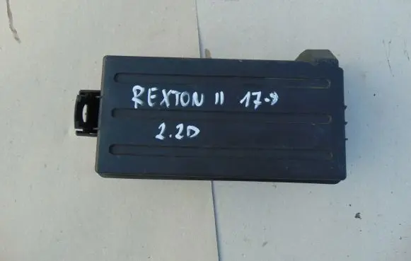 SsangYong Rexton Fuse module 8238036210