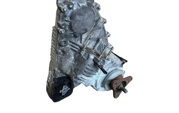 BMW X5 E70 Gearbox transfer box case 27107574777 7574777 13771410