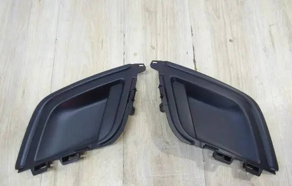 Peugeot 308 Front bumper lower grill AA3546078800000