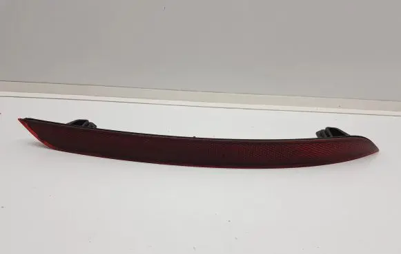 Volvo XC60 Rear tail light reflector 32133451 213287