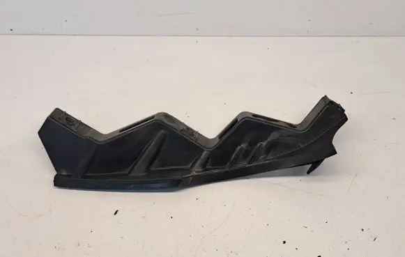 Volkswagen PASSAT B6 Front bumper mounting bracket 3C0807889