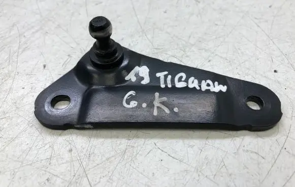 Volkswagen Tiguan Allspace Shock absorber/damper mounting bracket 5NA827427