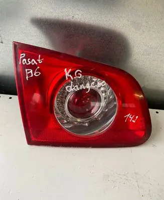 Volkswagen PASSAT B6 Tailgate rear/tail lights 3C9945093