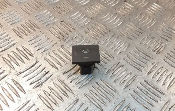 Ford Focus C-MAX Windscreen/window heater switch