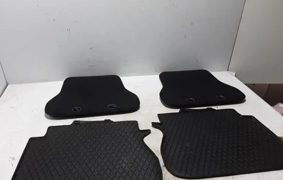 Volkswagen Caddy Car floor mat set 2K0061511041