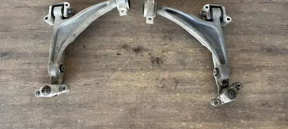 Volvo XC90 Front control arm 45678DJDG