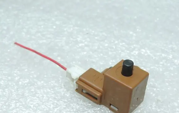 Toyota Yaris Hand parking brake switch