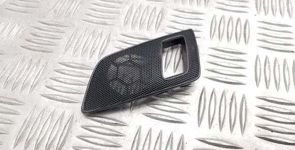 Skoda Octavia Mk2 (1Z) Rear door speaker cover trim 1Z0868159A