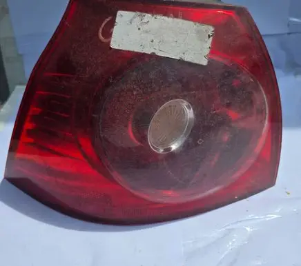 Volkswagen Golf V Rear/tail lights 1K6945095E 028490102A 00624979