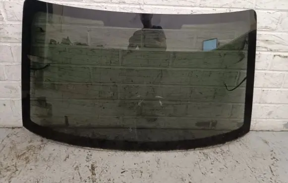 Audi A3 8Y Rear windscreen/windshield window 43R00101 8Y5845501A