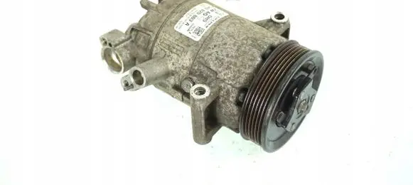 Volkswagen Golf VI Air conditioning (A/C) compressor (pump) 5K0820803A
