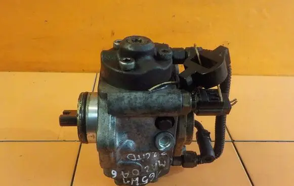 Mazda 6 Fuel injection high pressure pump 2940000621