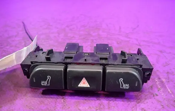 Jaguar X-Type Hazard light switch 
