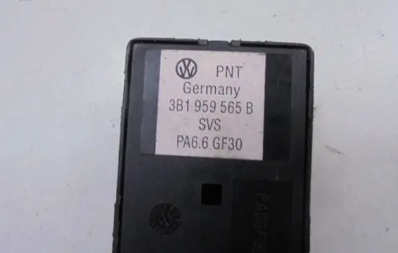 Volkswagen PASSAT B5 Wing mirror switch 3B1959565B