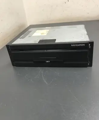 Volkswagen Phaeton Navigation unit CD/DVD player 