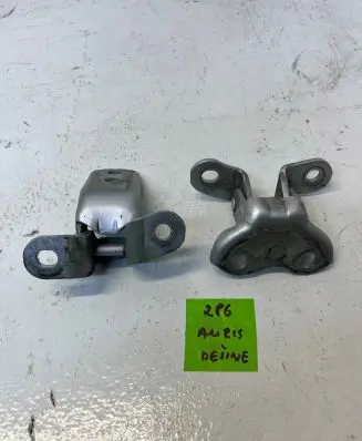 Toyota Auris E180 Rear door hinge set AM2S
