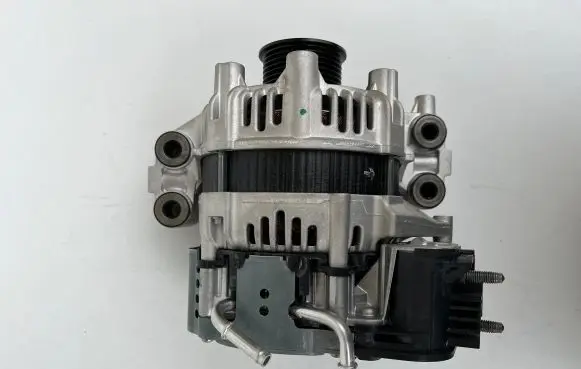 Maserati Levante Generator/alternator 670219336