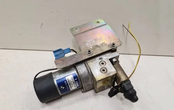 BMW 7 E65 E66 Tailgate hydraulic pump motor 7015009 032151 HB70087002