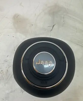 Steering wheel airbag