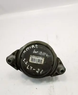 Mercedes-Benz C W204 Engine mount bracket A2122404117