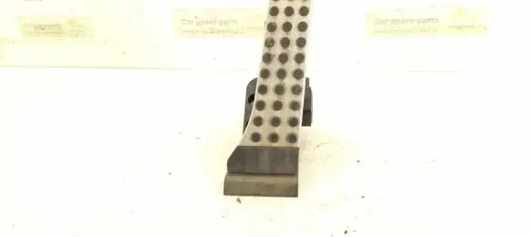 Mercedes-Benz E W212 Accelerator throttle pedal 2043000204 2223001100