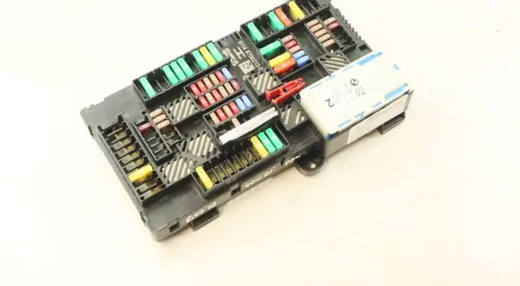 BMW X7 G07 Fuse module 8706212 61148706212 8795478