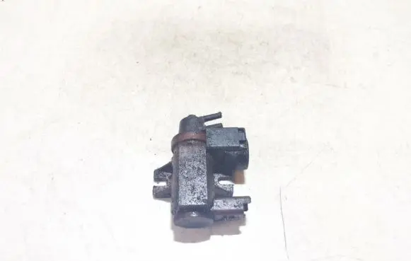Ford Focus Turbo solenoid valve 6G909E882CA 6g90-9e882-ca