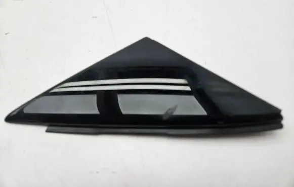 Audi Q3 F3 Front door glass trim molding 83A837637A