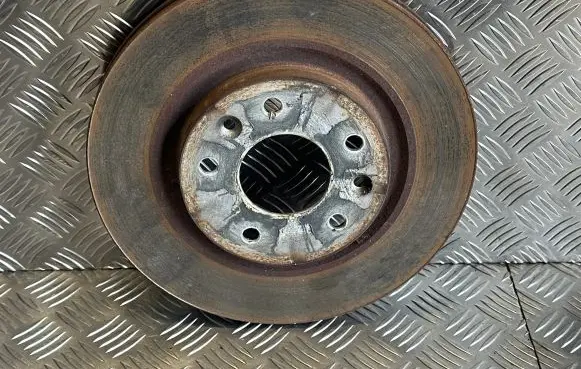 Nissan Leaf I (ZE0) Front brake disc