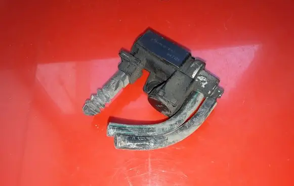 Hyundai Trajet Turbo solenoid valve 04T129