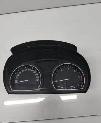 BMW X3 E83 Speedometer (instrument cluster) 102463032 25811510 341611402
