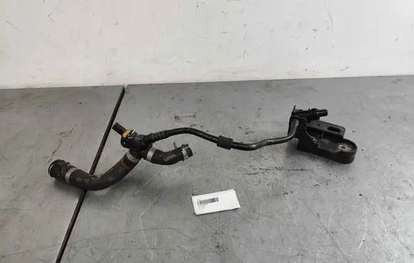 Volvo XC60 Engine coolant pipe/hose 32222677