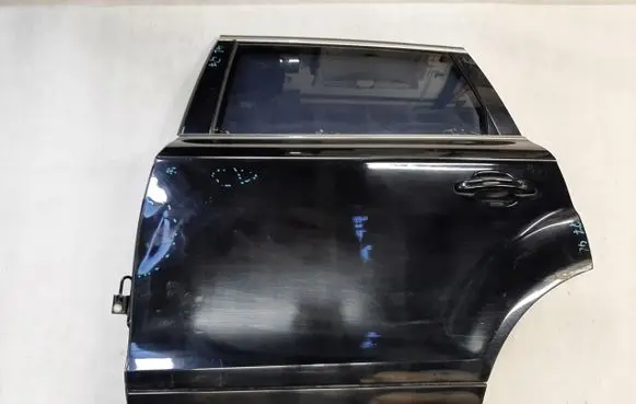 Rear door