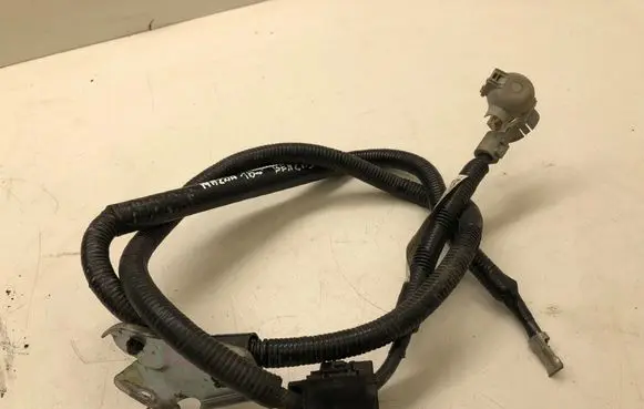 Mazda 3 III Wires (starter motor) 00021002 KD4567070Z02 X157314