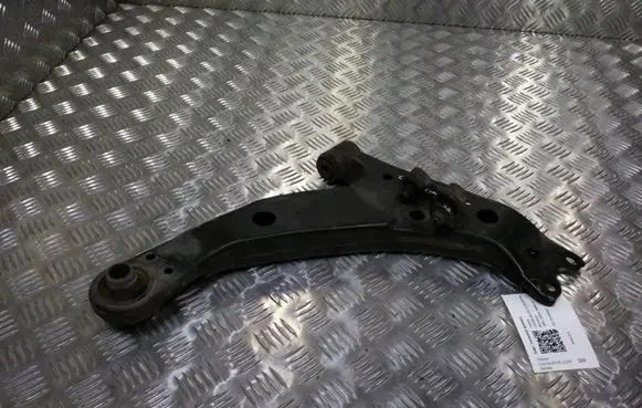 Toyota Corolla E120 E130 Front lower control arm/wishbone