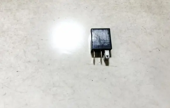 Chrysler 300M Other relay 2539a23a 04671167