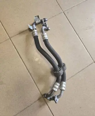 Volkswagen Tiguan Allspace Gearbox oil cooler pipe/hose 5QF317801A