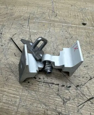 BMW 6 F06 Gran coupe Front door hinge set 7237155