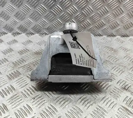 KIA Ceed Engine mount bracket 21810J7200