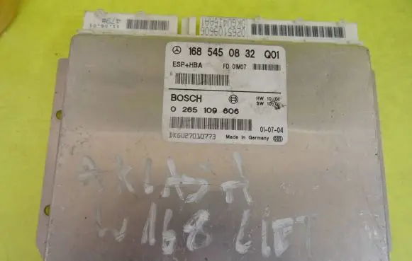Mercedes-Benz A W168 ESP (stability system) control unit 0265109606 1685450832Q01