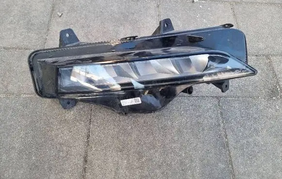 Skoda Octavia Mk4 Front fog light 5E3941700 0021289504 8119342