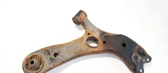 Toyota Avensis T270 Front lower control arm/wishbone